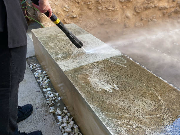 Best Pressure Washing Siding  in Brimfield, OH